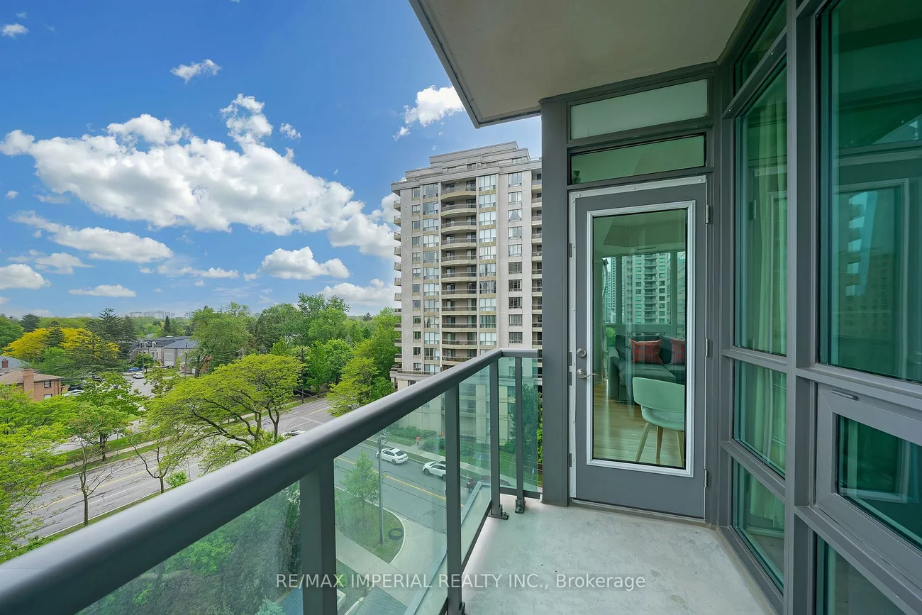 26, NORTON, Willowdale East, Toronto