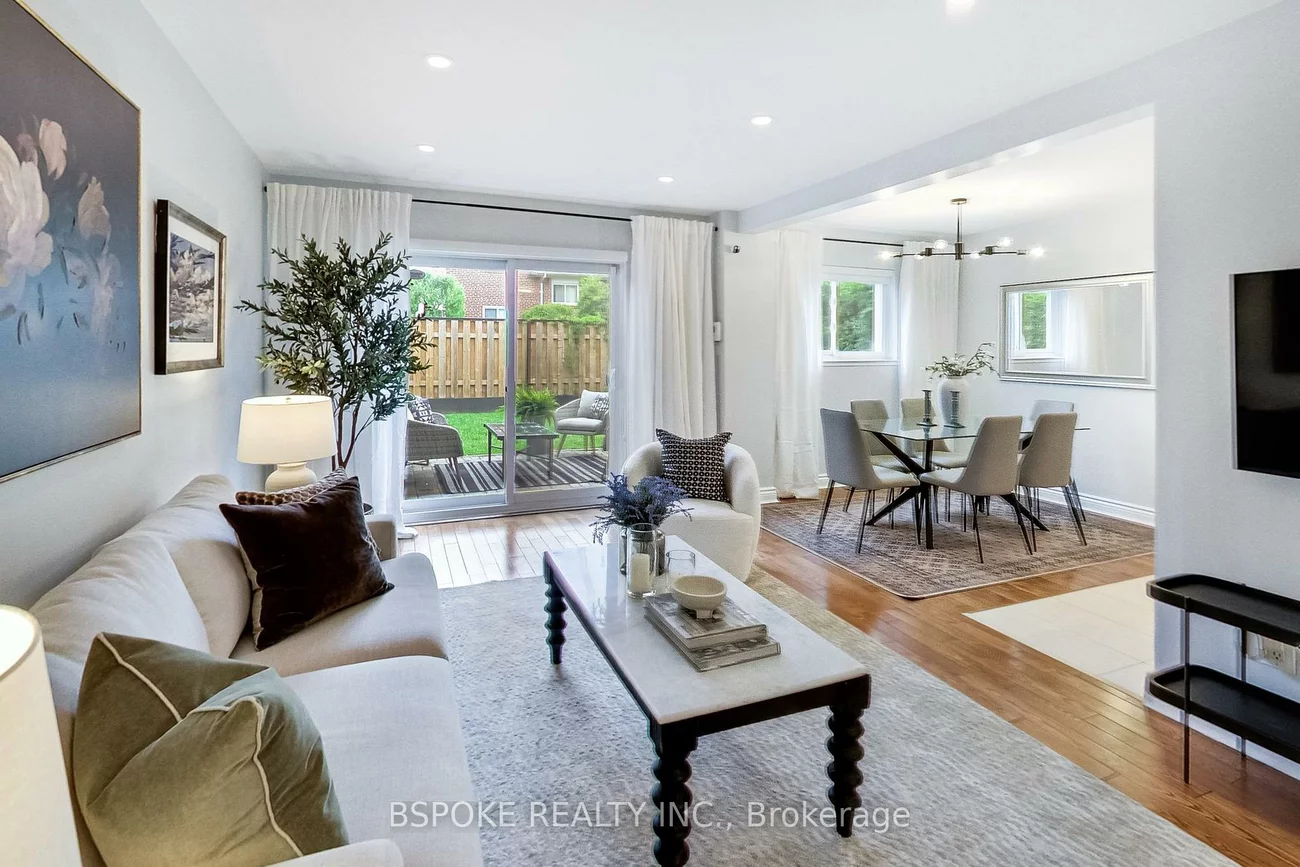 25, Esterbrooke, Don Valley Village, Toronto
