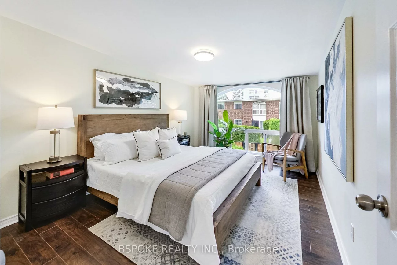 25, Esterbrooke, Don Valley Village, Toronto
