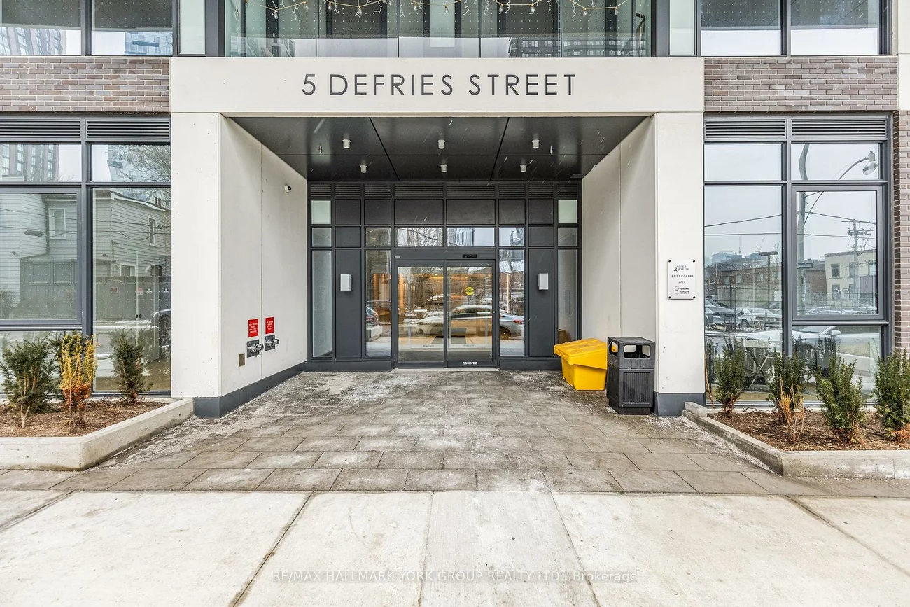 5, Defries, Regent Park, Toronto