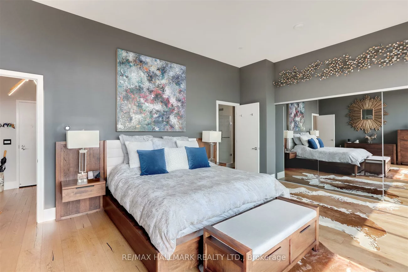 170, Bayview, Waterfront Communities C8, Toronto