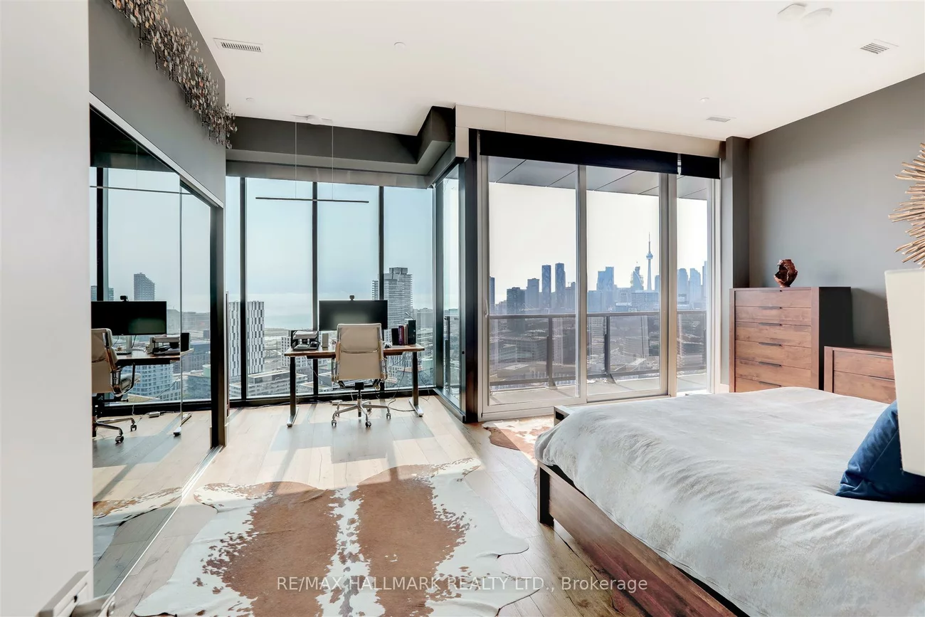 170, Bayview, Waterfront Communities C8, Toronto