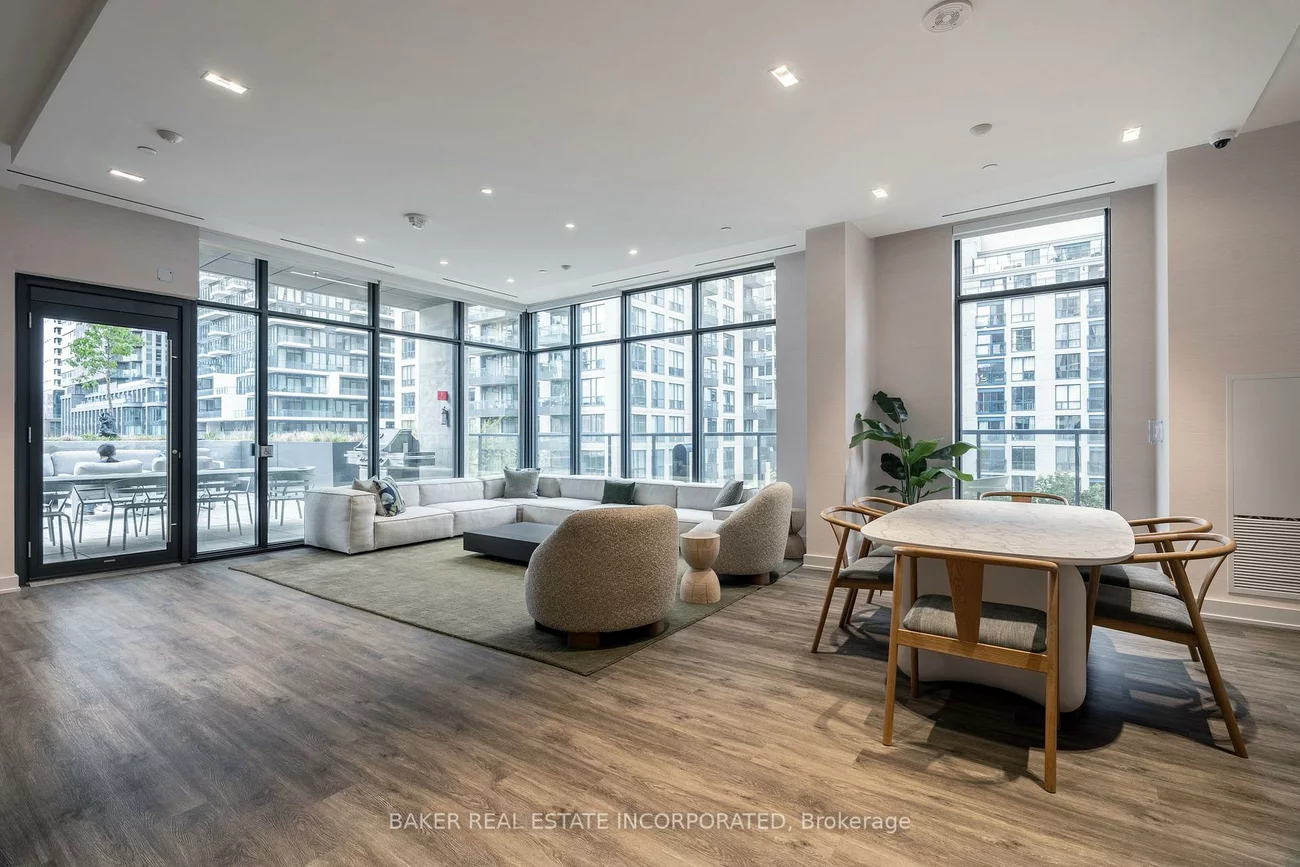 65, Mutual, Church-Yonge Corridor, Toronto