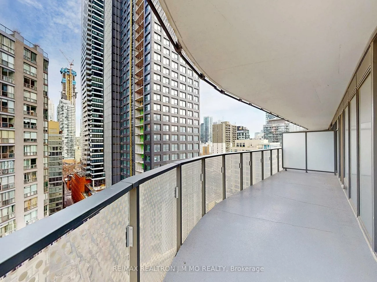 11, Wellesley, Bay Street Corridor, Toronto