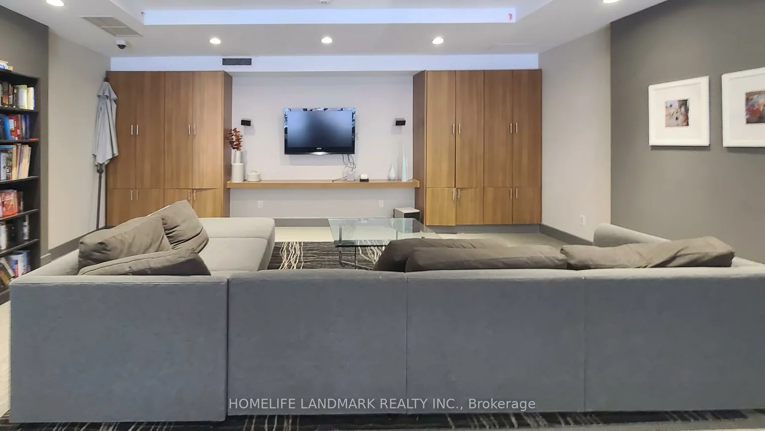 23, Brant, Waterfront Communities C1, Toronto