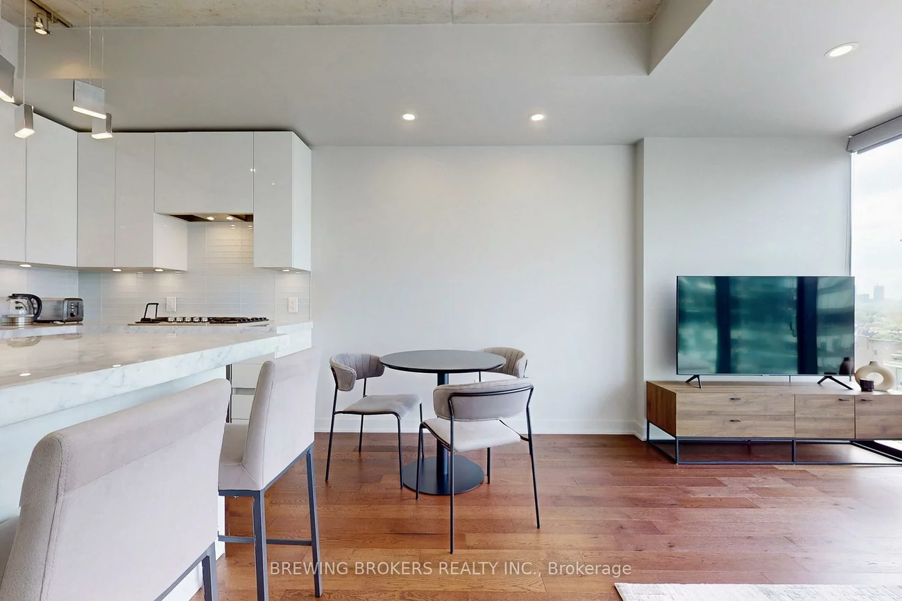 629, King St W, Waterfront Communities C1, Toronto