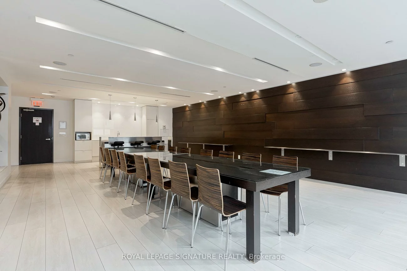 170, Sumach, Regent Park, Toronto