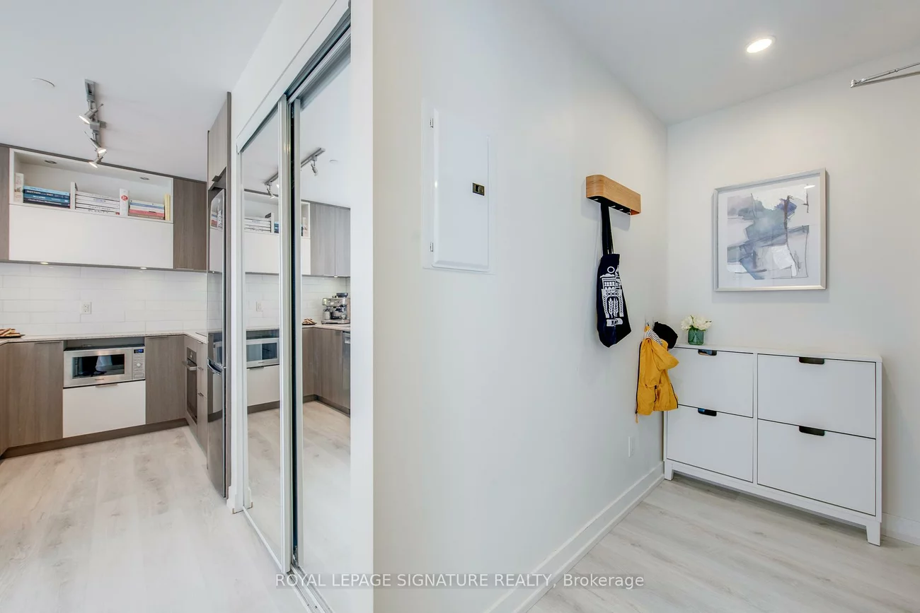 170, Sumach, Regent Park, Toronto