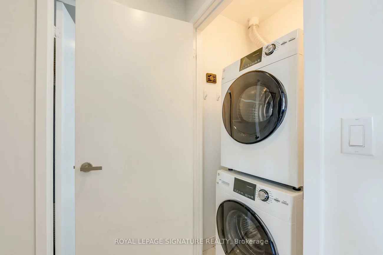 170, Sumach, Regent Park, Toronto