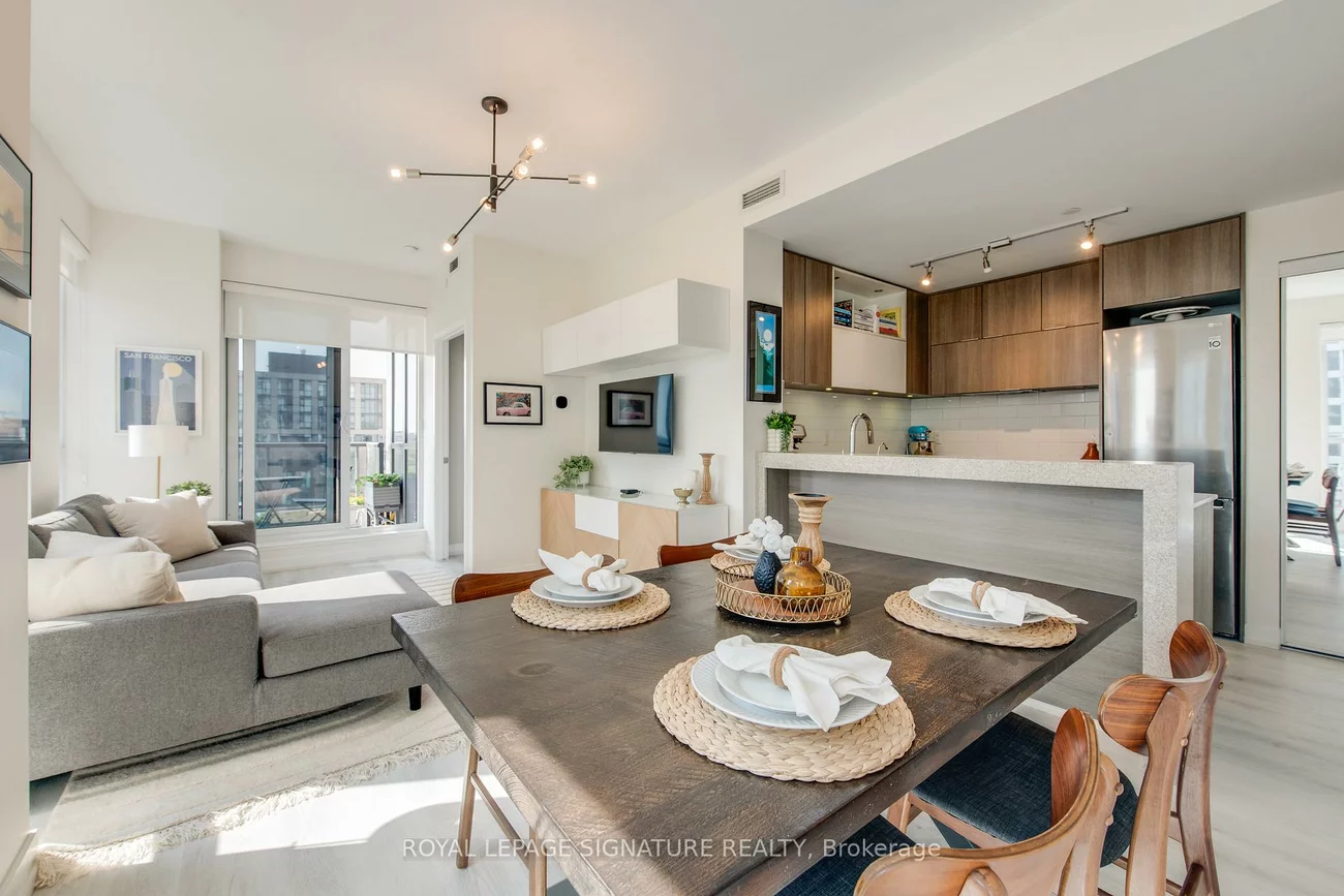 170, Sumach, Regent Park, Toronto