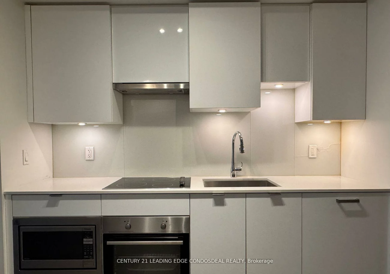 99, Broadway, Mount Pleasant West, Toronto