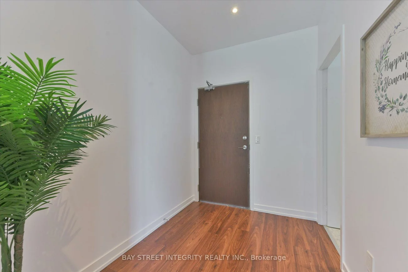 117, Mcmahon, Bayview Village, Toronto