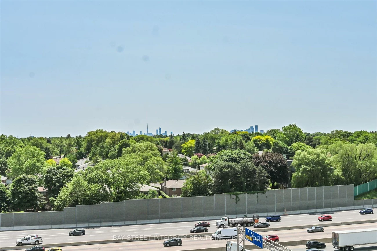 117, Mcmahon, Bayview Village, Toronto