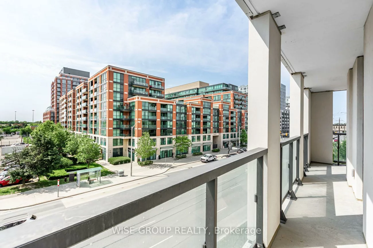 500, Wilson, Clanton Park, Toronto