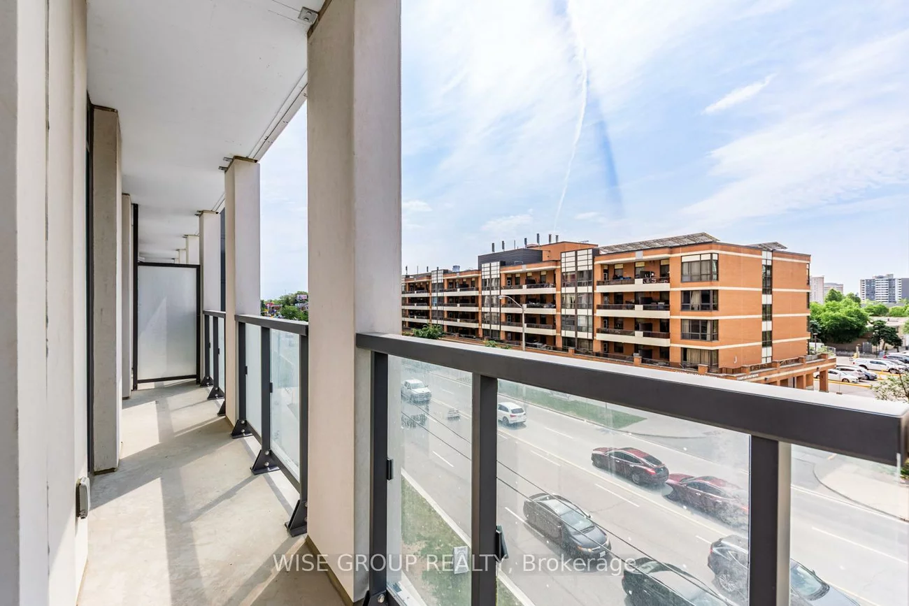 500, Wilson, Clanton Park, Toronto