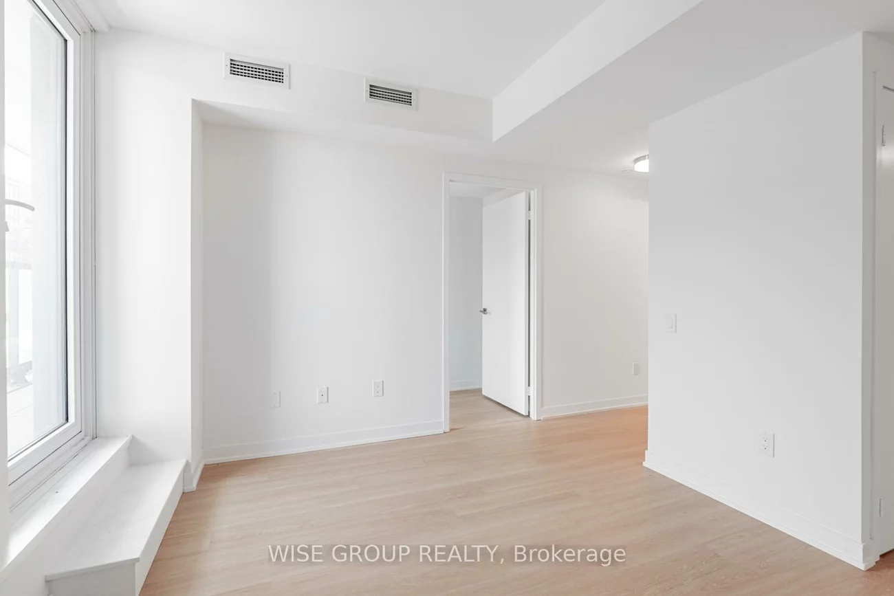 500, Wilson, Clanton Park, Toronto