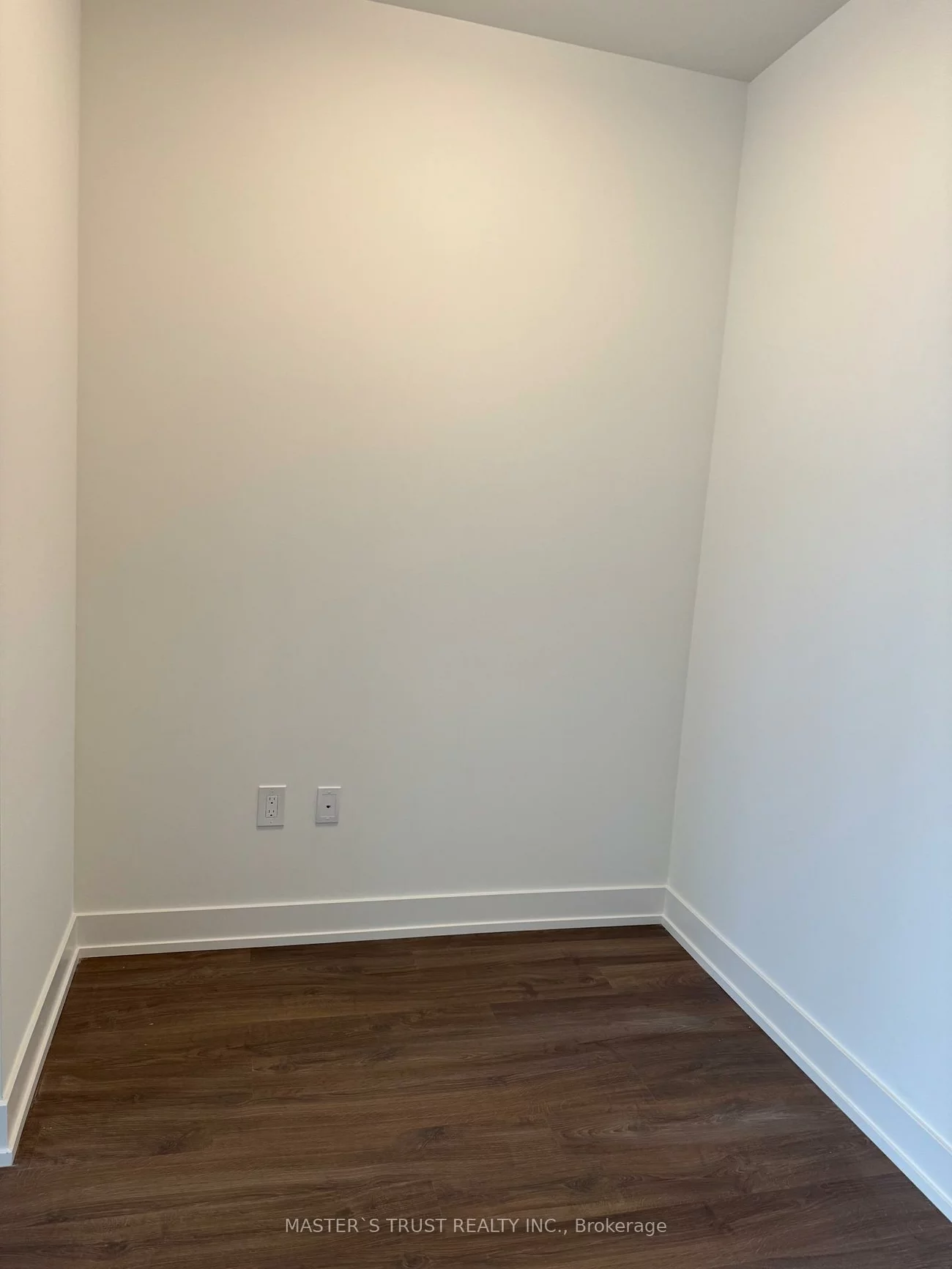 30, IN ON THE PARK, Banbury-Don Mills, Toronto