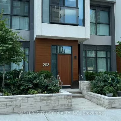 30, IN ON THE PARK, Banbury-Don Mills, Toronto