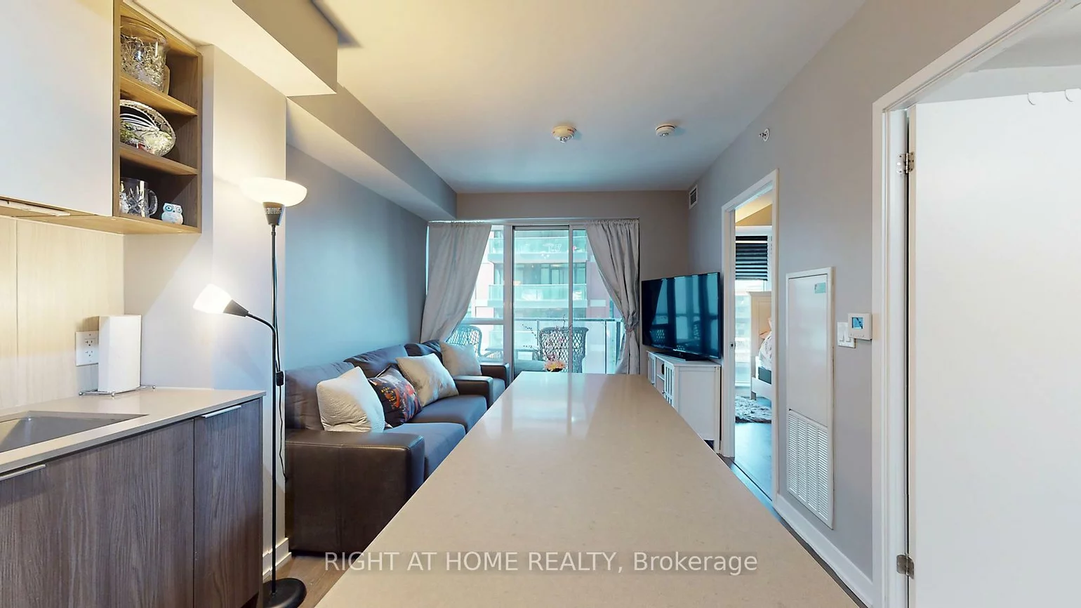 31, Tippett, Clanton Park, Toronto