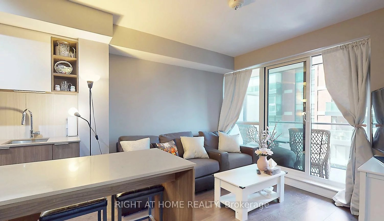 31, Tippett, Clanton Park, Toronto