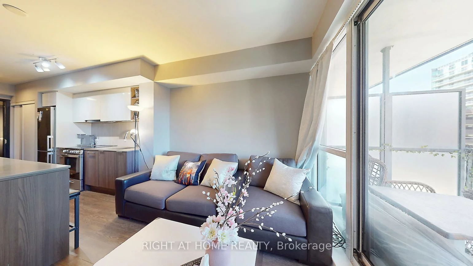 31, Tippett, Clanton Park, Toronto