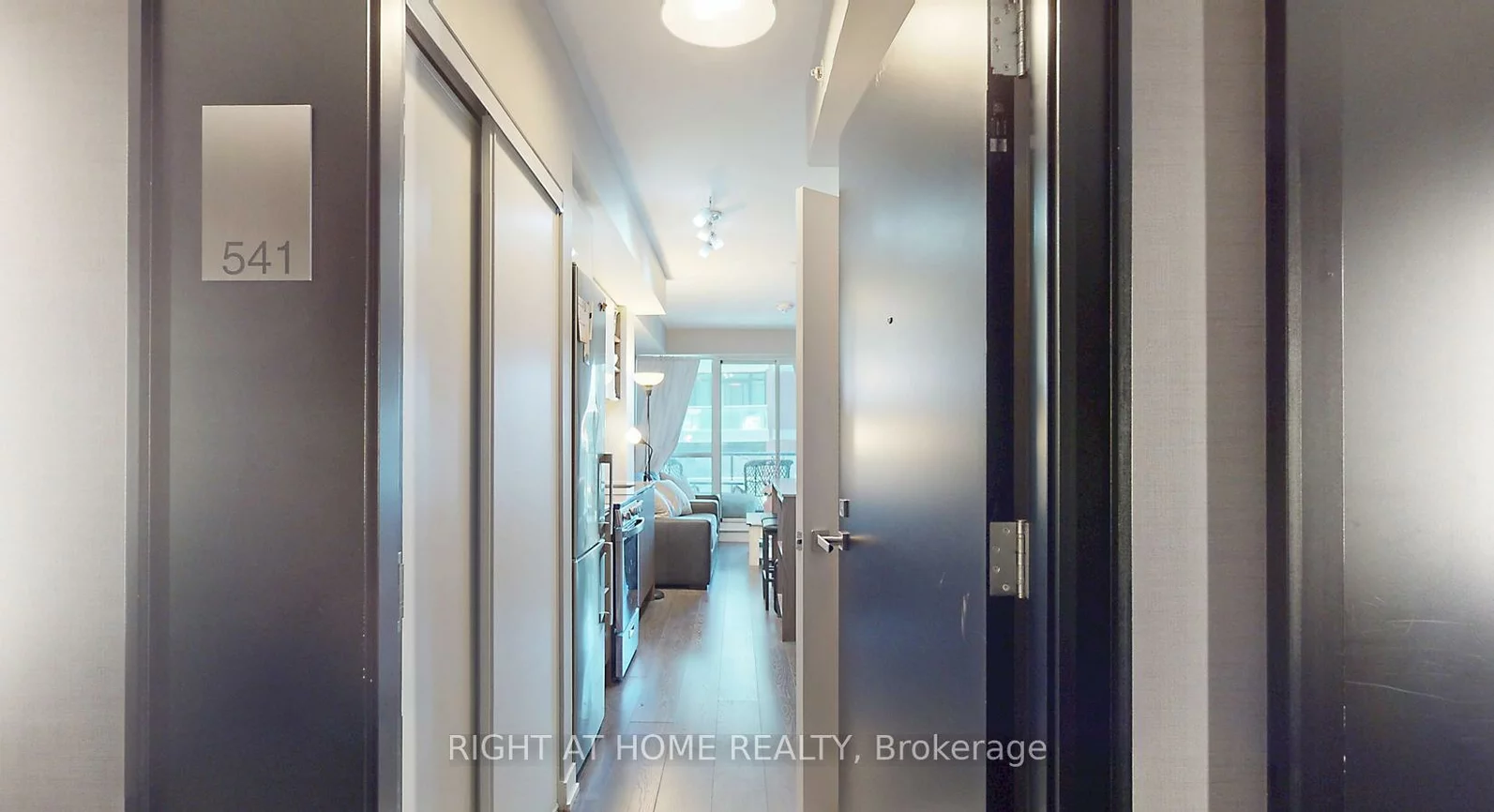 31, Tippett, Clanton Park, Toronto