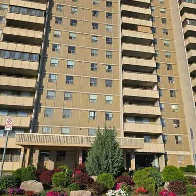 1338, York Mills, Parkwoods-Donalda, Toronto