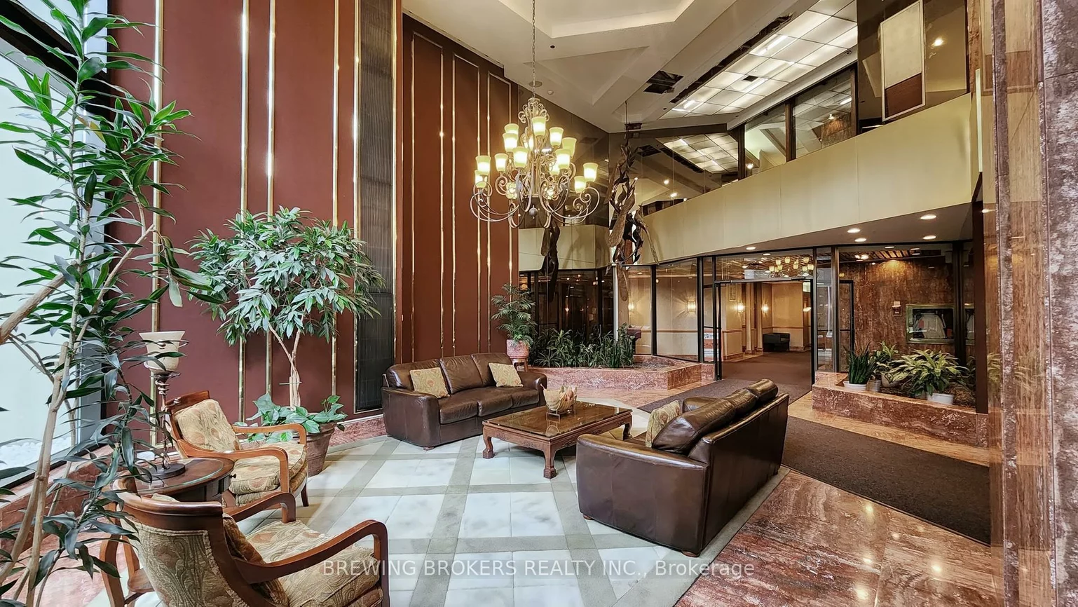 85, Skymark, Hillcrest Village, Toronto