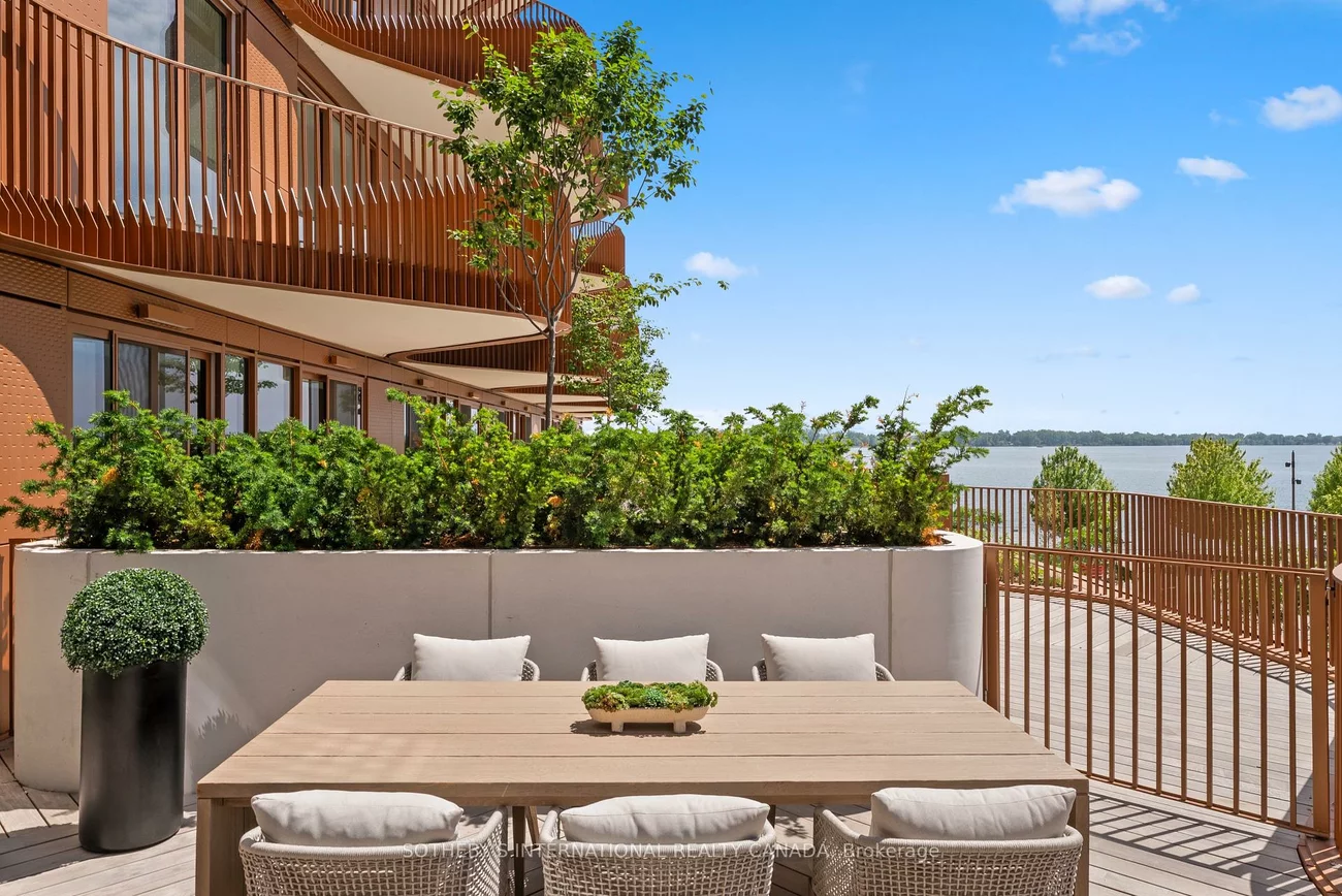 155, Merchants' Wharf, Waterfront Communities C8, Toronto