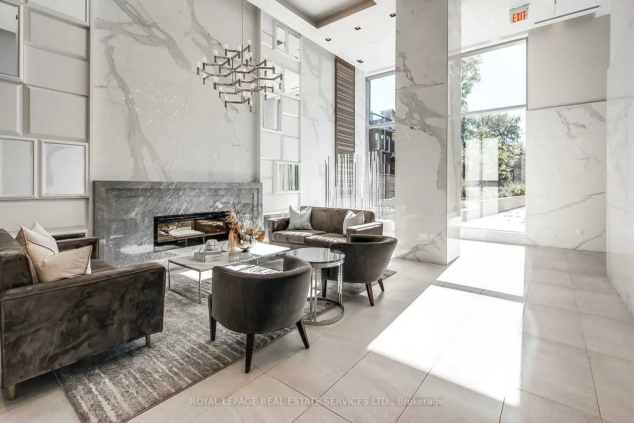 501, St Clair, Casa Loma, Toronto