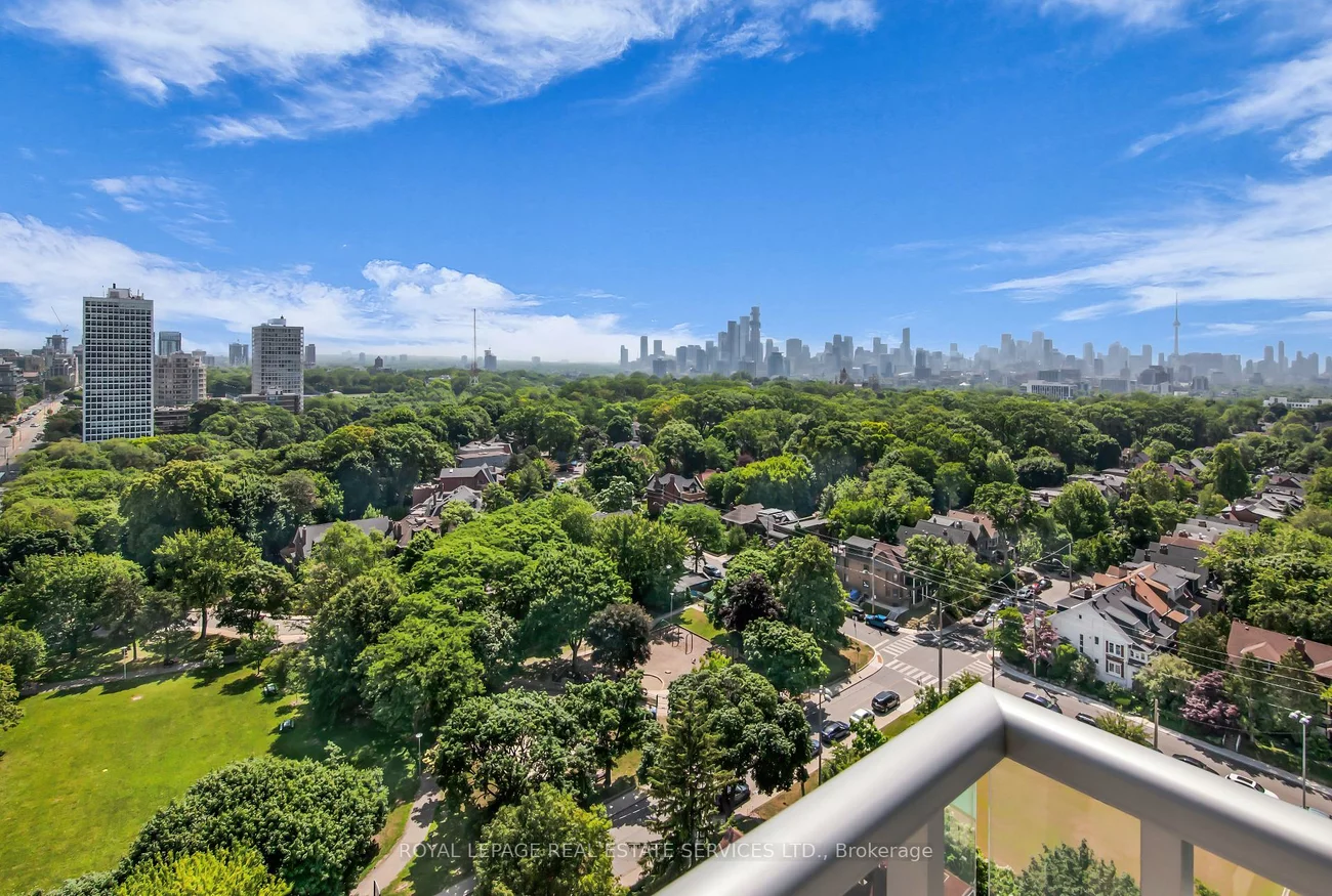501, St Clair, Casa Loma, Toronto