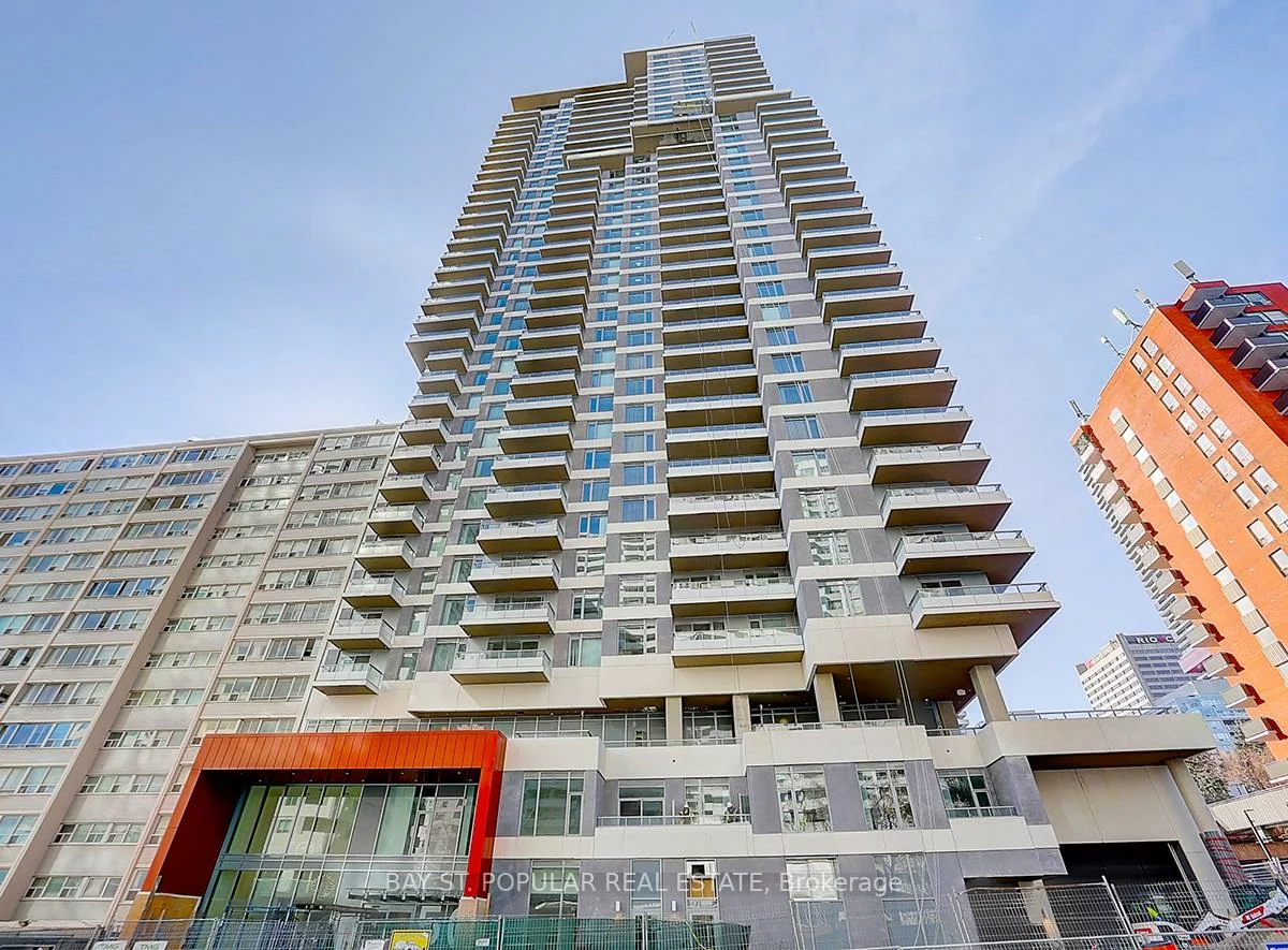 50, Dunfield, Mount Pleasant West, Toronto