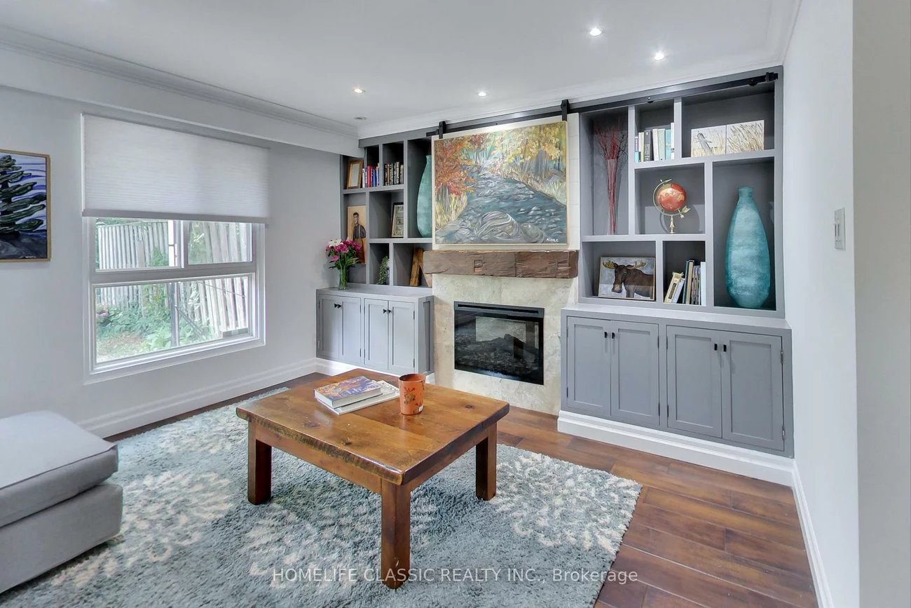 108, Wild Briarway, Bayview Village, Toronto