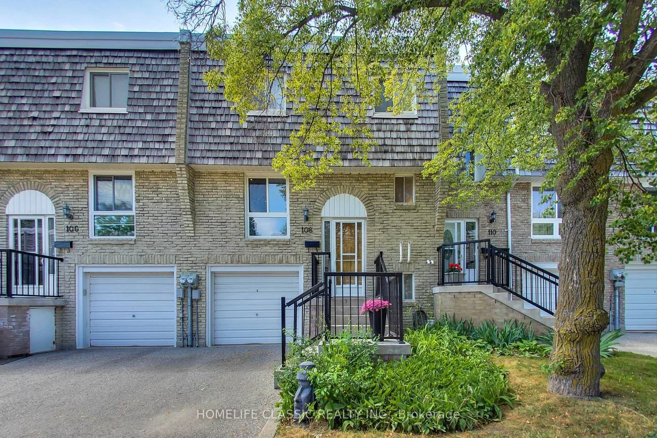 108, Wild Briarway, Bayview Village, Toronto