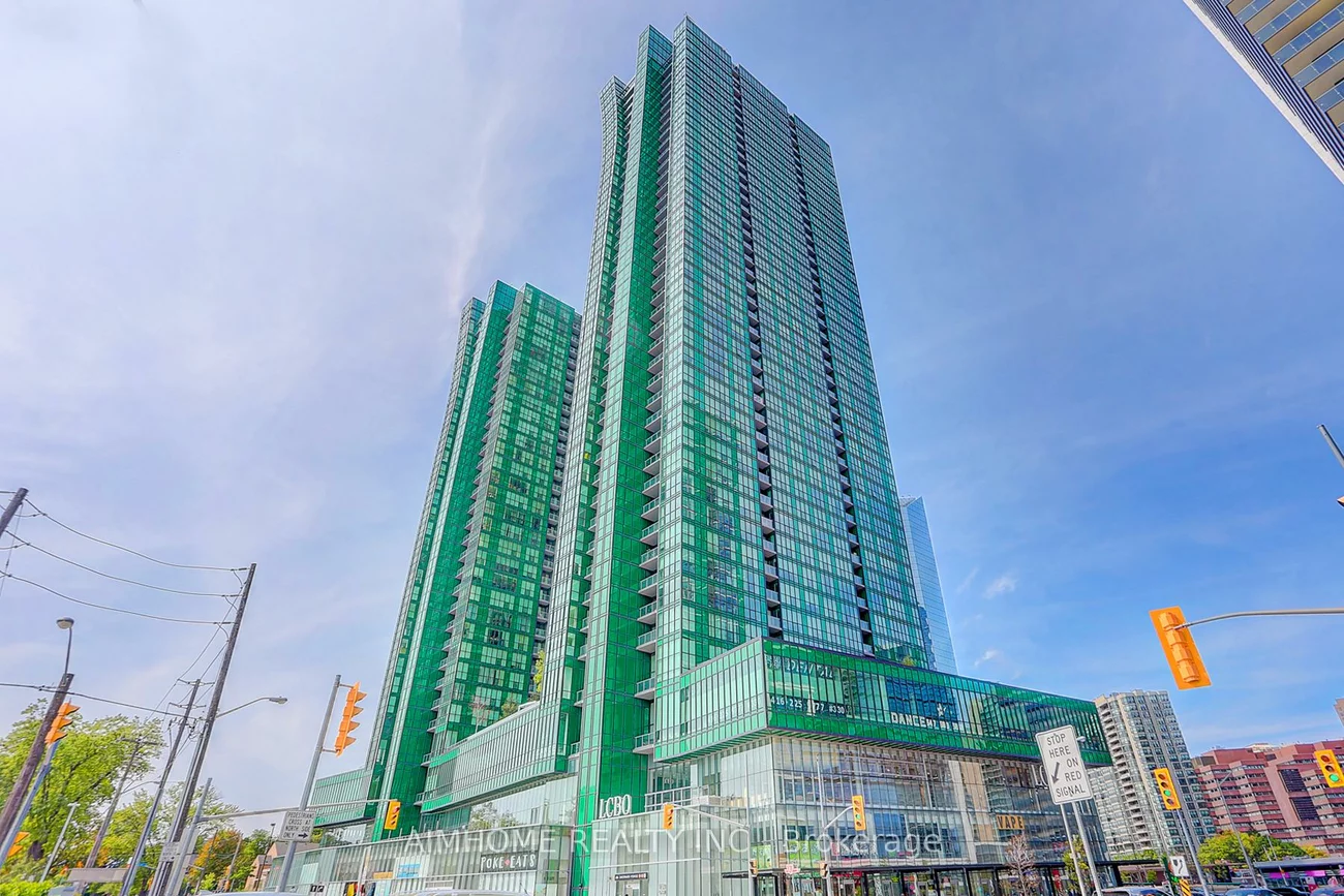 11, Bogert, Lansing-Westgate, Toronto