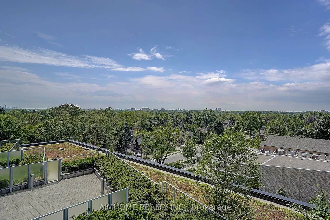 11, Bogert, Lansing-Westgate, Toronto