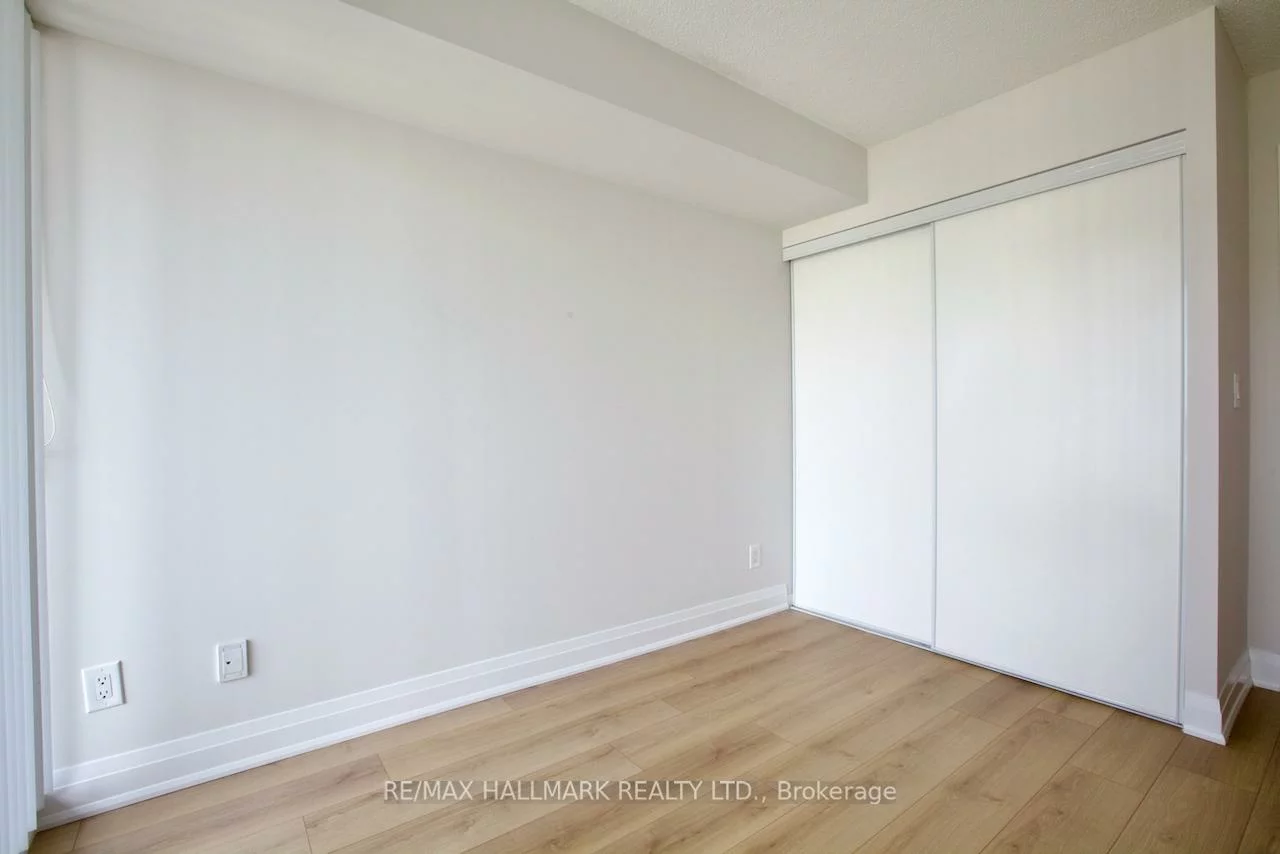 5500, Yonge, Willowdale West, Toronto