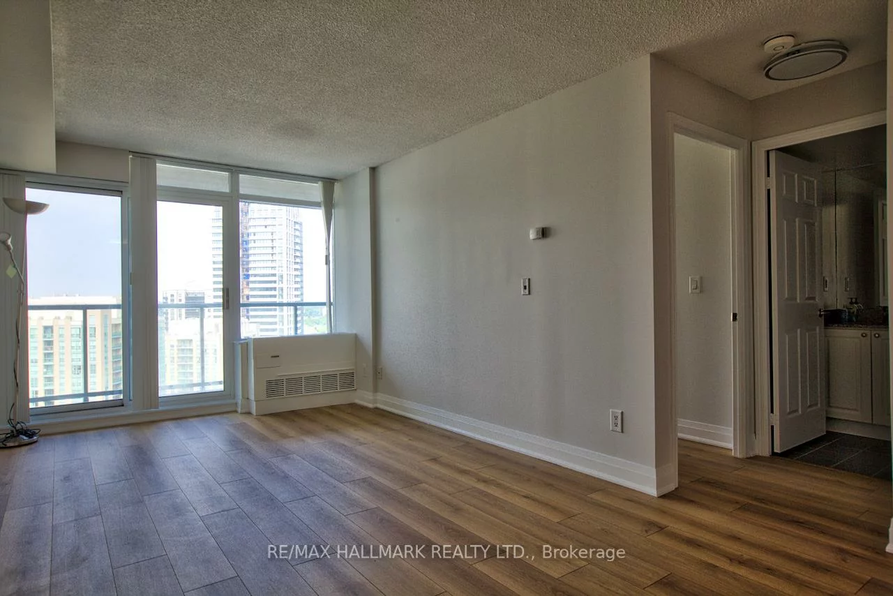 5500, Yonge, Willowdale West, Toronto