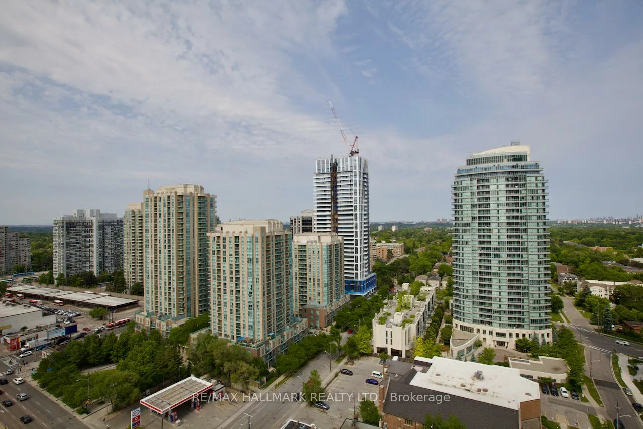 5500, Yonge, Willowdale West, Toronto