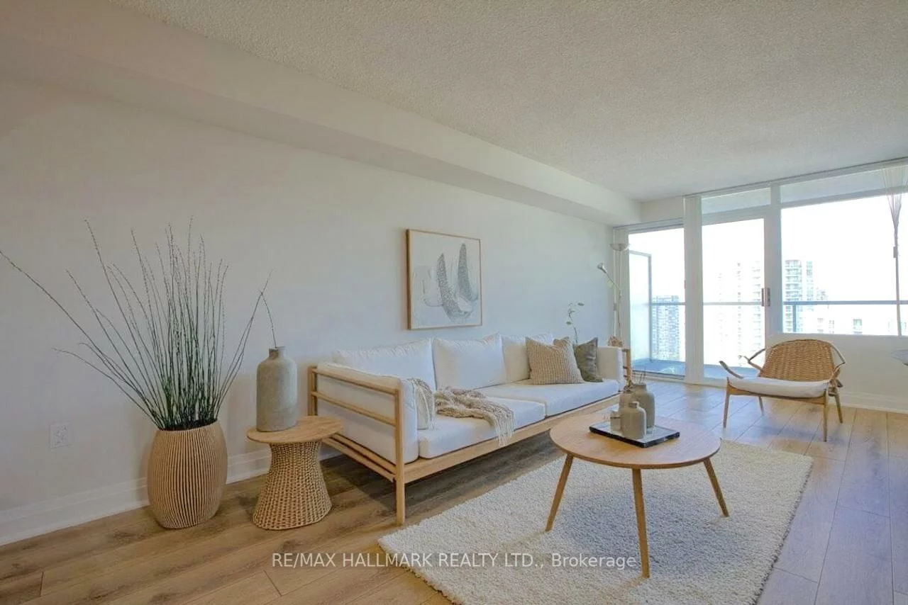 5500, Yonge, Willowdale West, Toronto