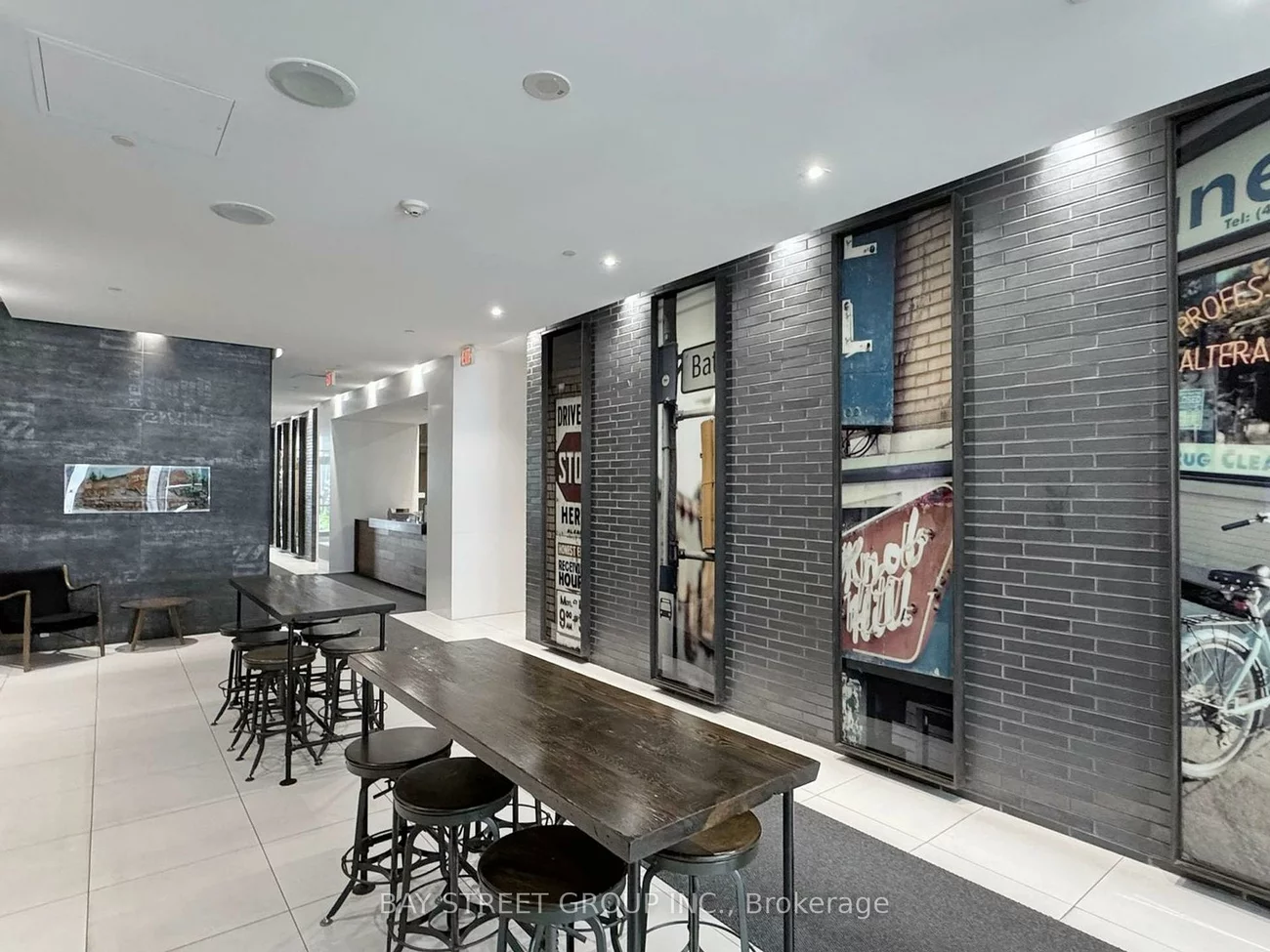 783, Bathurst, University, Toronto