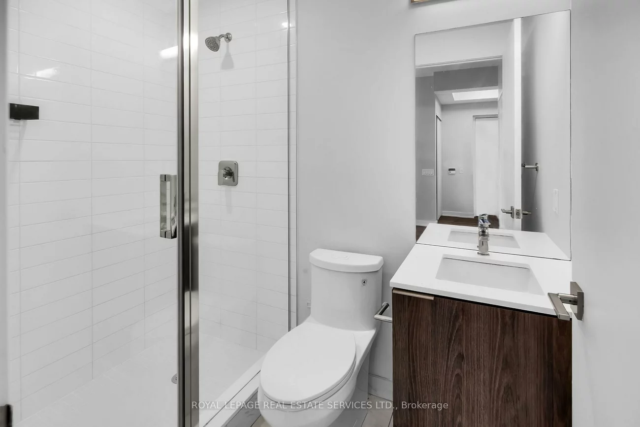 50, Ordnance, Niagara, Toronto