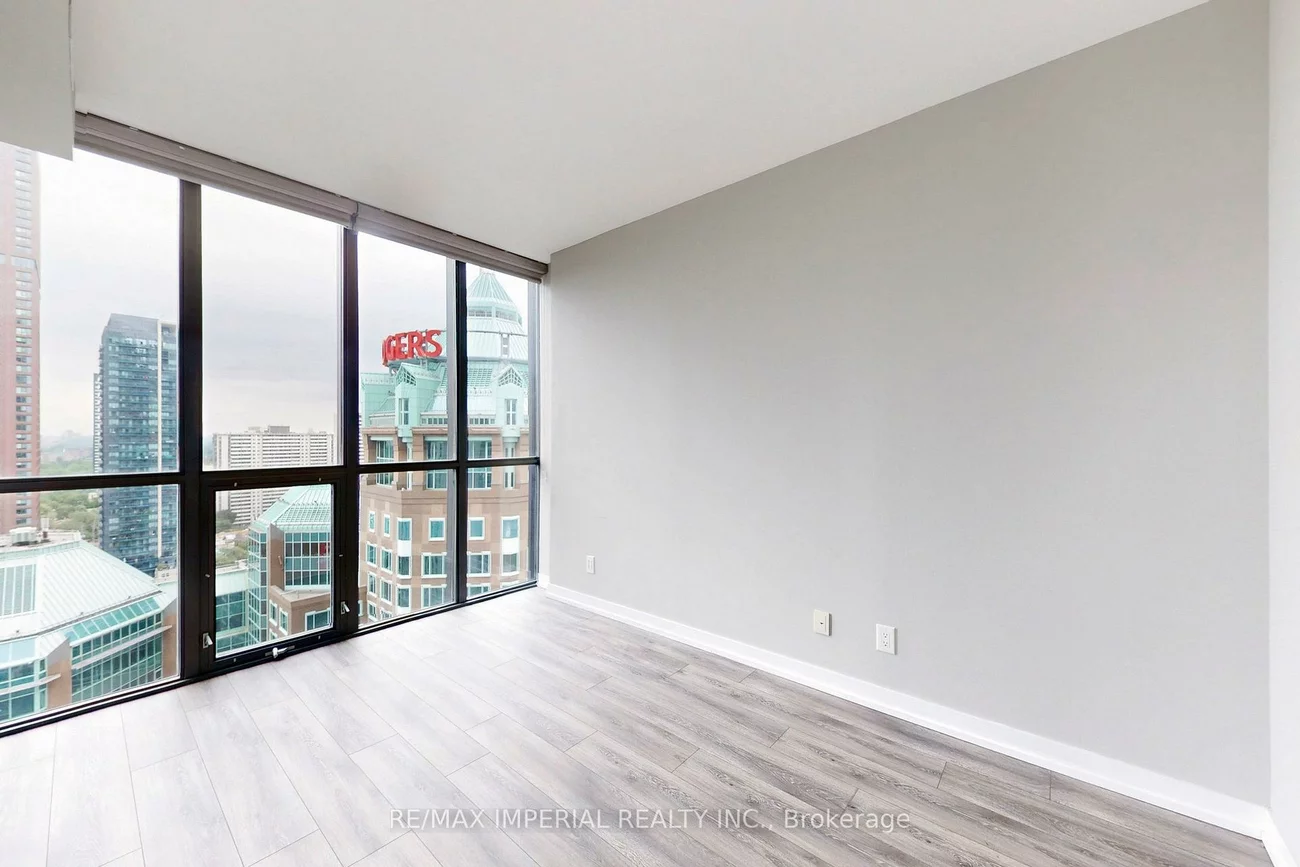 110, Charles, Church-Yonge Corridor, Toronto