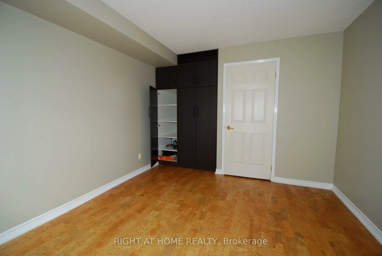 18, Concorde, Banbury-Don Mills, Toronto