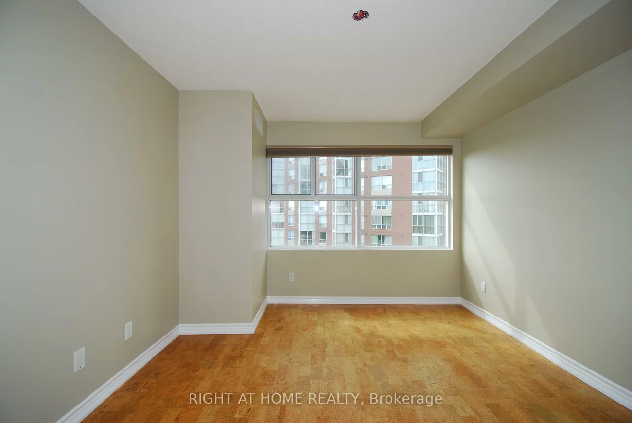 18, Concorde, Banbury-Don Mills, Toronto