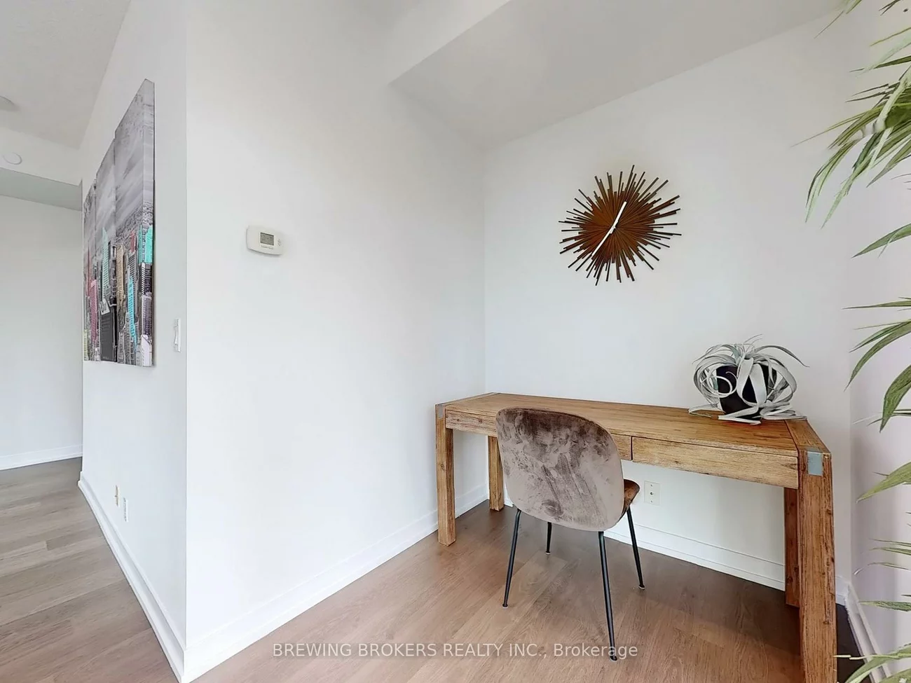 89, Dunfield, Mount Pleasant West, Toronto