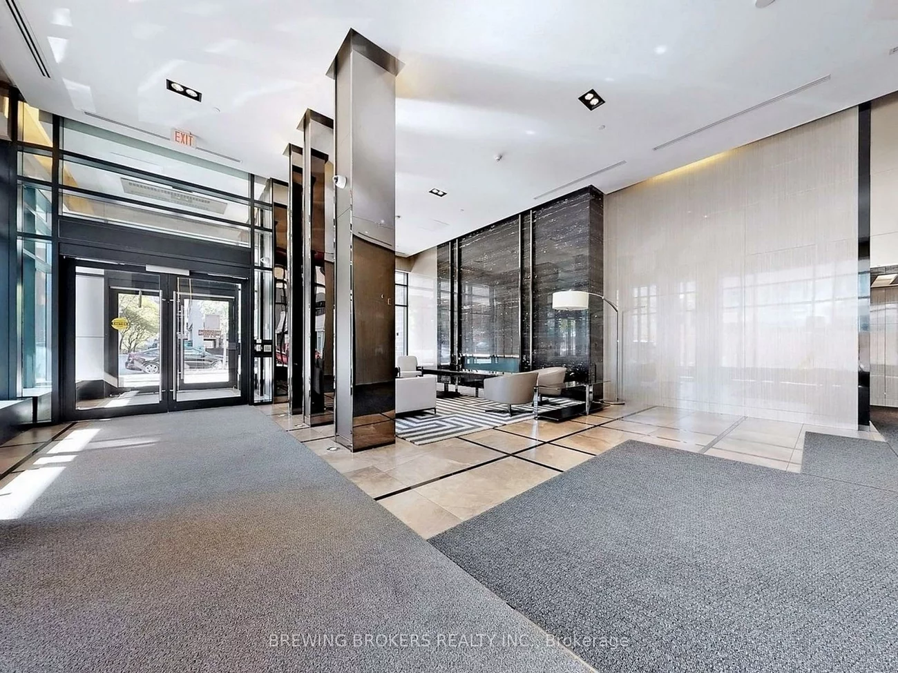 89, Dunfield, Mount Pleasant West, Toronto