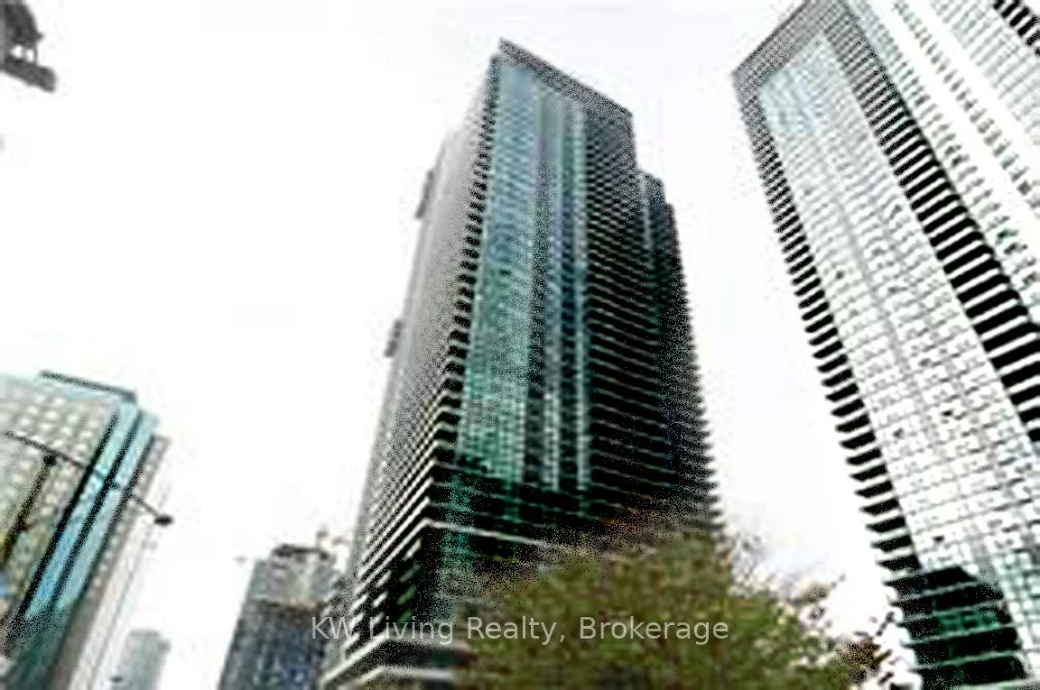 18, Harbour, Waterfront Communities C1, Toronto