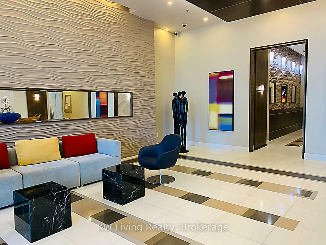 18, Harbour, Waterfront Communities C1, Toronto