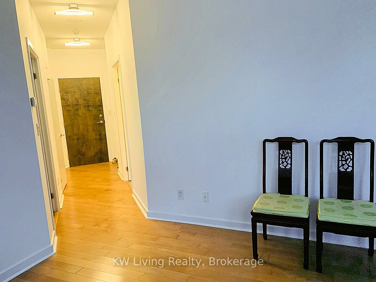 18, Harbour, Waterfront Communities C1, Toronto